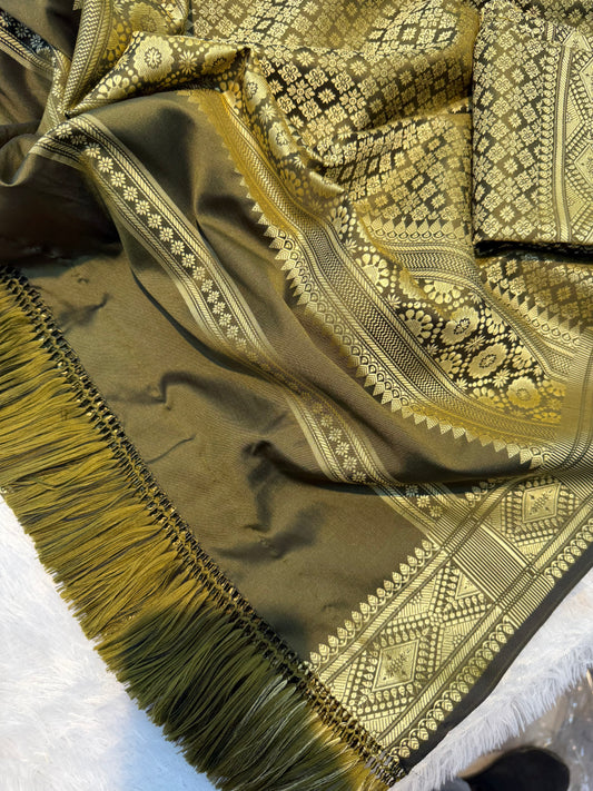 🌿 Regal Olive & Gold-Tone Semi-Khor Woven Piece 🌿