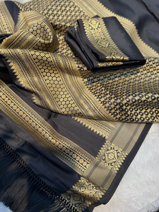 🖤 Classic Black & Gold-Tone Semi-Khor Woven Piece 🖤