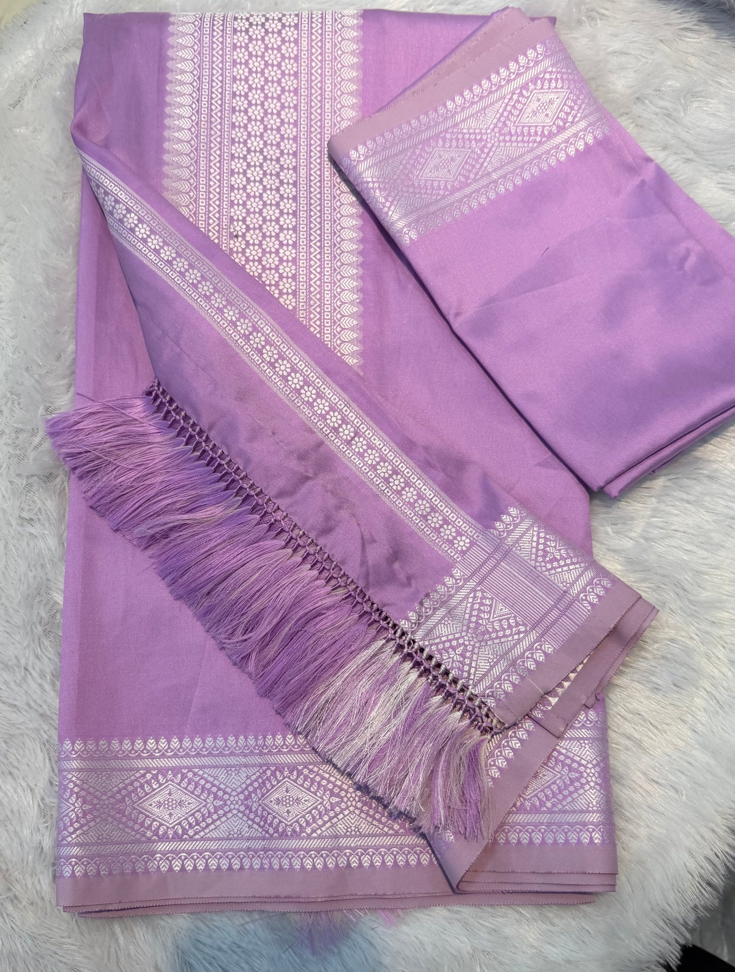 gorgeous lavender OD Dhara see the combination of Dhara lah del thain in your budget