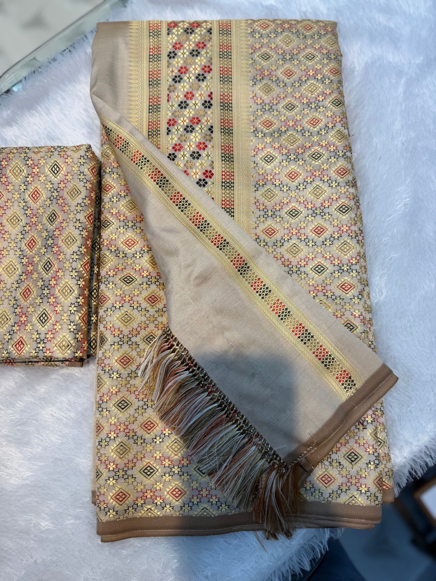 ✨ Premium Multi Full Khor: The Ultimate Detailed Artisan Weave ✨