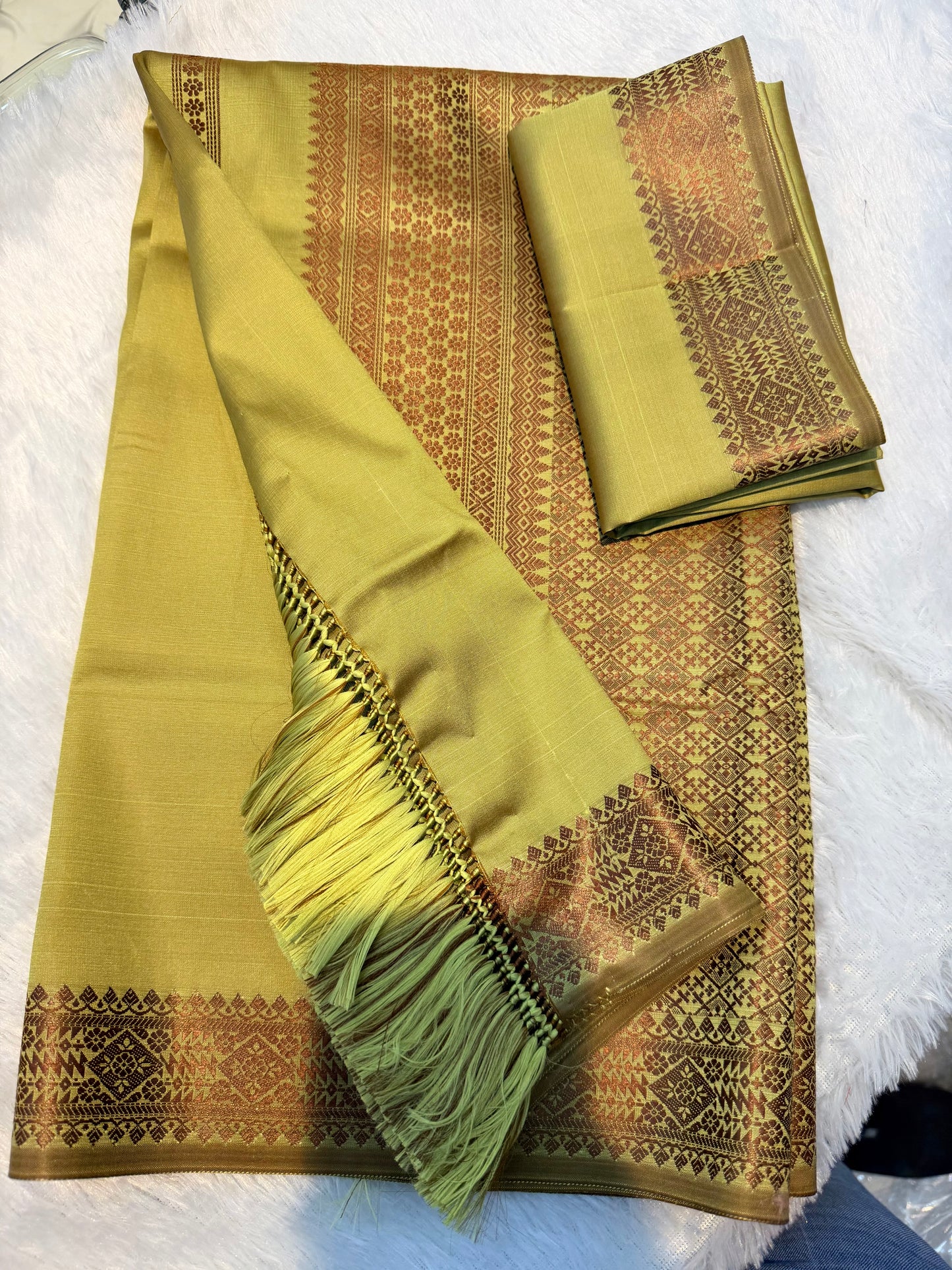 🍋 Vibrant Lime & Bronze Semi-Khor Woven Collection 🍋